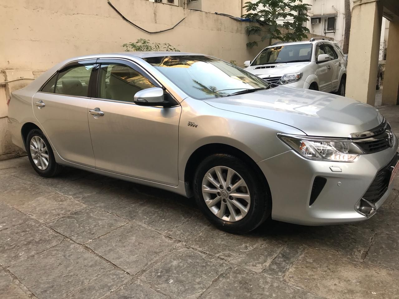 Premium Fleet vehicle - Professional corporate transportation service by Comfort Tours Pune